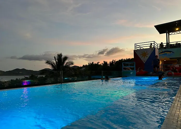 Outpost Hostel - Coron