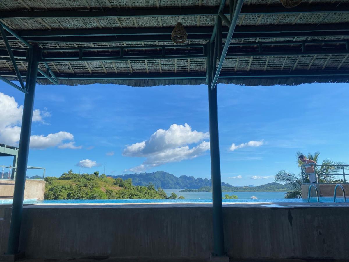 Outpost - Hostel Coron