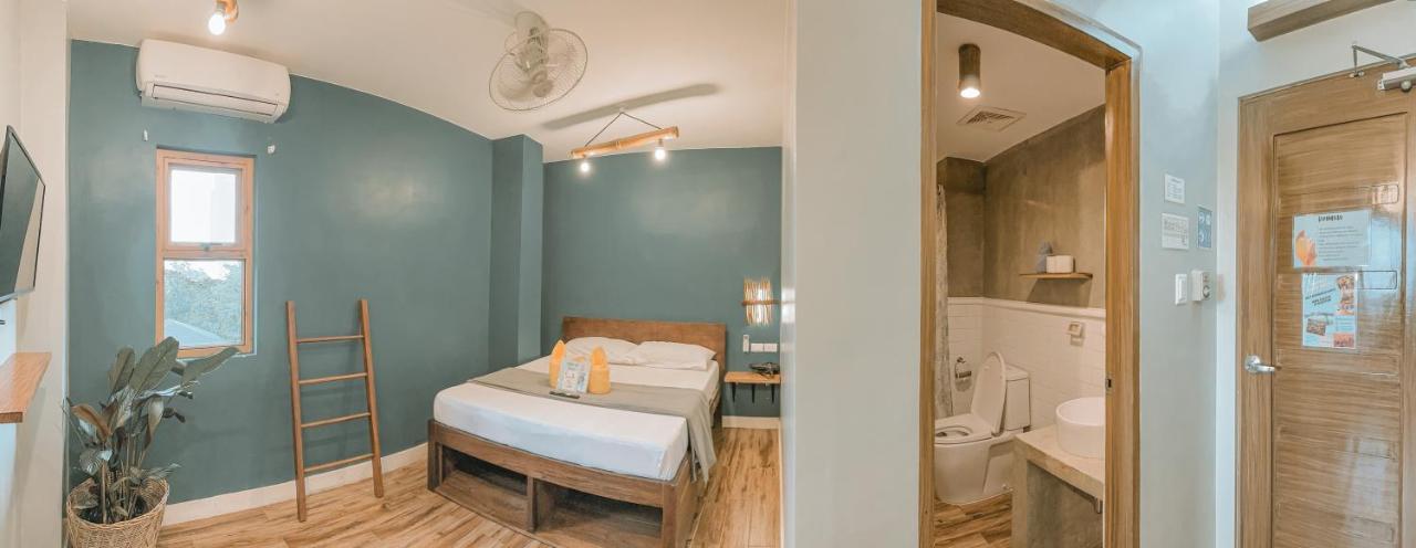 Hostel Outpost -