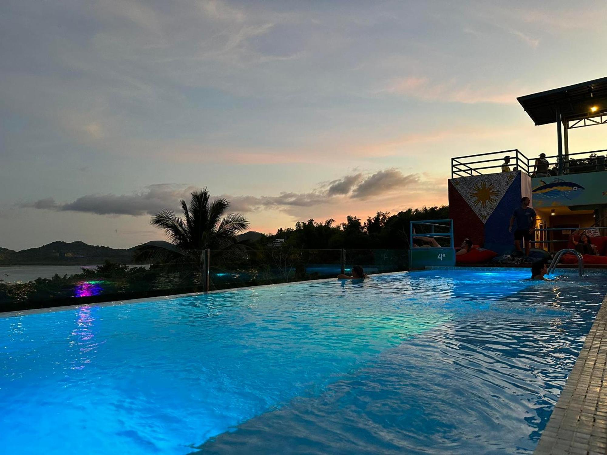 Outpost - * Coron